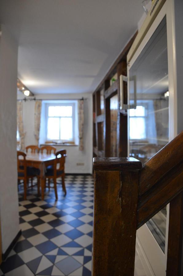 Altes Winzerhaus - Ferienhaus Burgen  外观 照片